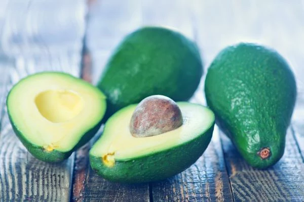 Premium avocados Pakistan online grocery platforms